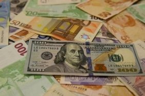 Yabancı Para Mevduatlarında Şok Düşüş: Ekonomide Neler Oluyor? 5 yabanci-para-mevduatlarinda-sok-dusus-ekonomide-neler-oluyor-kgSHxkCQ.jpg
