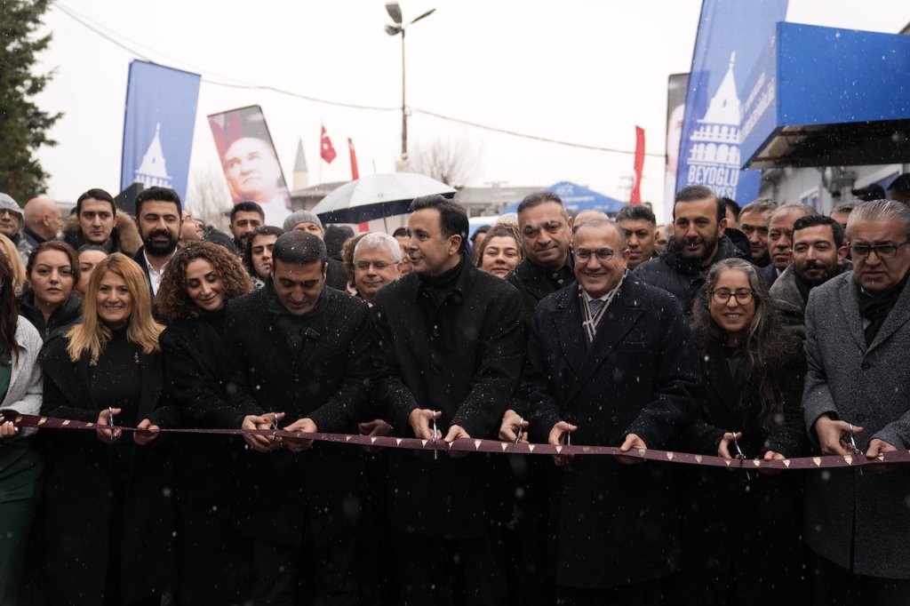 Sahipsiz Hayvan Bakımevi, Beyoğlu Belediyesi ile Espressolab iş birliğinde hizmete açıldı. 2 Sahipsiz Hayvan Bakımevi, Beyoğlu Belediyesi ile Espressolab iş birliğinde hizmete açıldı.