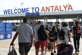 Antalya'da Terk Edilen Bebek İçin Rusya'dan Gelen Umut Dolu Geri Dönüş Mücadelesi! 12 antalyada-terk-edilen-bebek-icin-rusyadan-gelen-umut-dolu-geri-donus-mucadelesi-W43Ld4KI.jpg