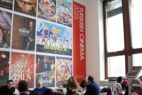 berlin-film-festivalinde-turkiye-standina-akin-eden-kalabaligin-arkasindaki-gizemler-8eGcpOM1.jpg