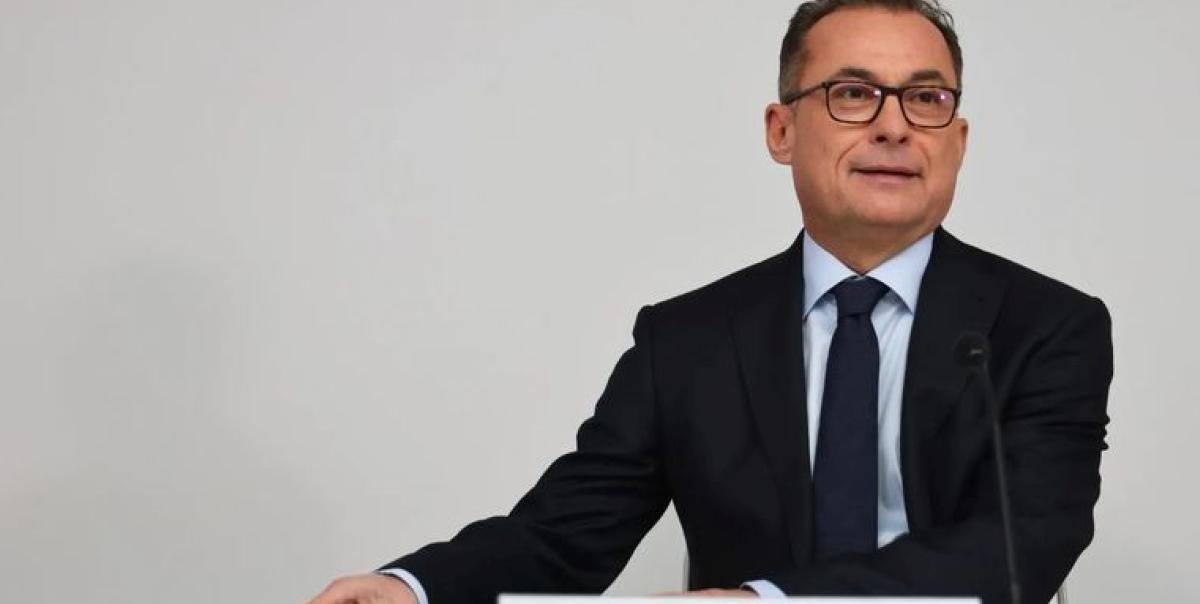 Bundesbank Uyarıyor: Almanya, ABD Tarifeleriyle Tehlikeli Bir Sarmalda! 2 bundesbank-uyariyor-almanya-abd-tarifeleriyle-tehlikeli-bir-sarmalda-QYDfyGC2.jpg
