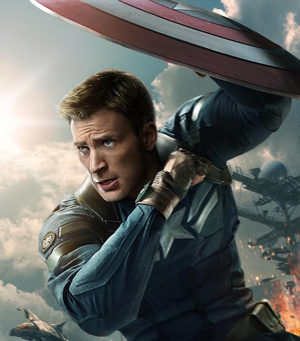 Chris Evans'dan Şaşırtan Açıklama: Avengers'a Dönüşü Gerçekten Mümkün mü?! 1 Chris Evans'ın Kaptan Amerika İle İlgili Geri Dönüş İddiaları