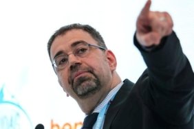 Daron Acemoğlu'ndan Derinlere Yolculuk: DeepSeek Üzerine Şok Edici Yorumlar! 4 daron-acemoglundan-derinlere-yolculuk-deepseek-uzerine-sok-edici-yorumlar-bDbFiZpF.jpg