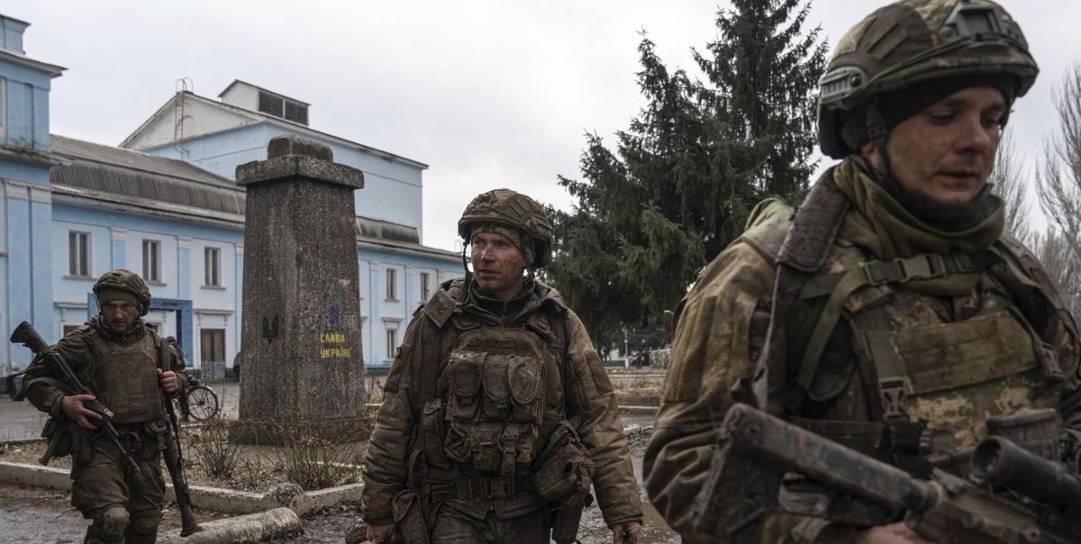 Donetsk'te Korkunç Tragedya: Ukraynalı Askerlerin Dört Çocuğu Hayattan Kopardığı O Anlar! 2 donetskte-korkunc-tragedya-ukraynali-askerlerin-dort-cocugu-hayattan-kopardigi-o-anlar-m3AAYj9T.jpg