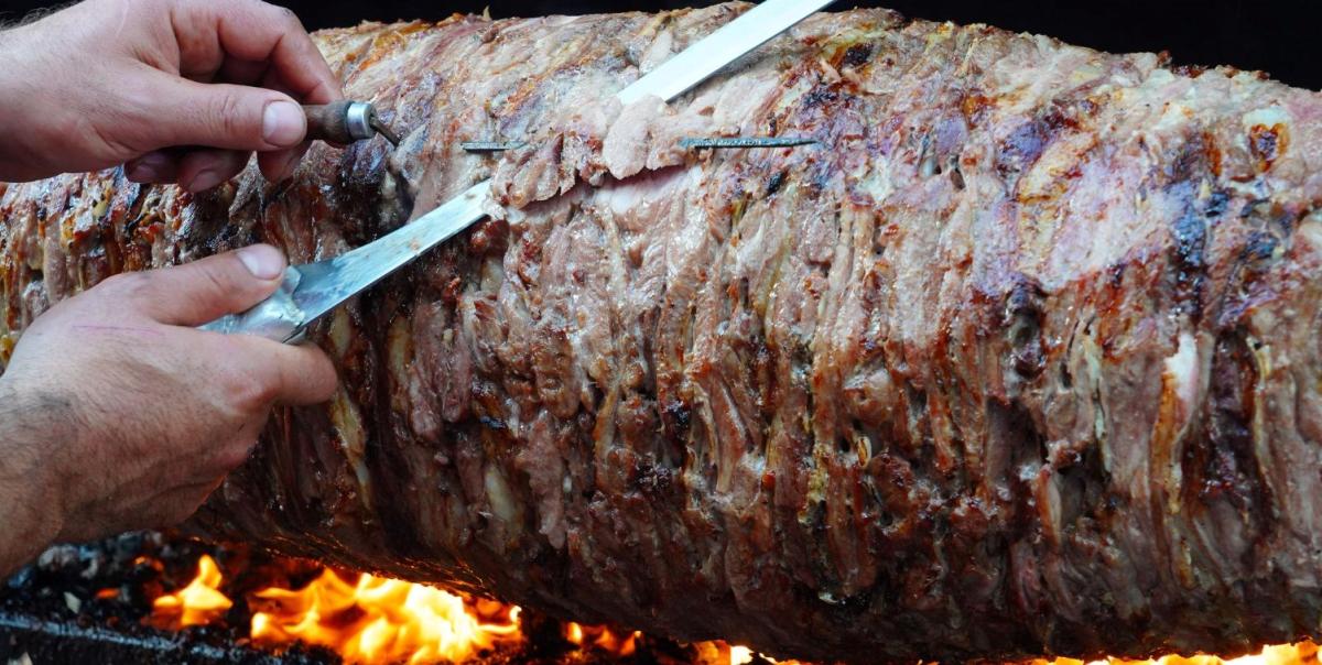 Erzurum'un UNESCO Gastronomi Şehri Olma Yolundaki Şaşırtıcı Sırları: Bu Lezzetler Sizi Büyüleyecek! 2 erzurumun-unesco-gastronomi-sehri-olma-yolundaki-sasirtici-sirlari-bu-lezzetler-sizi-buyuleyecek-ejfFckz3.jpg