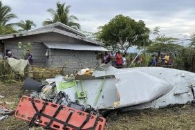 Filipinler'de Korkunç Uçak Kazası: ABD Ordusuna Ait Uçak Düştü, Enkazdan Asker ve Üç Savunma Müteahhidinin Cansız Bedeni Çıktı! 2 filipinlerde-korkunc-ucak-kazasi-abd-ordusuna-ait-ucak-dustu-enkazdan-asker-ve-uc-savunma-PzJHPby1.jpg