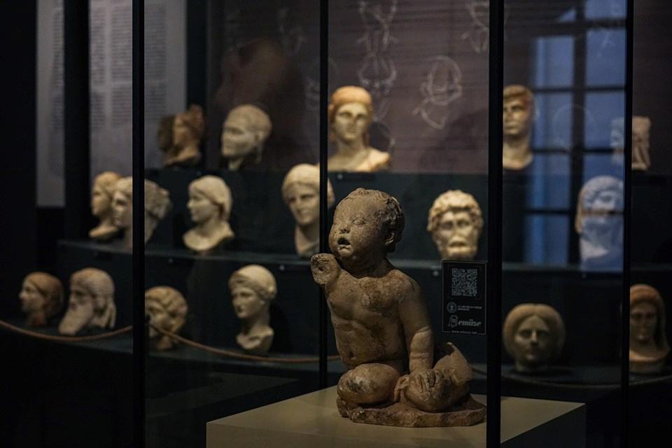 İzmir'in Tarihi Fabrikasında Kültürel Etkinliklerin Gizemli Dünyasına Adım Atın! 1 İzmir Kültür Sanat Fabrikası'nın Yeniden Hayat Bulması