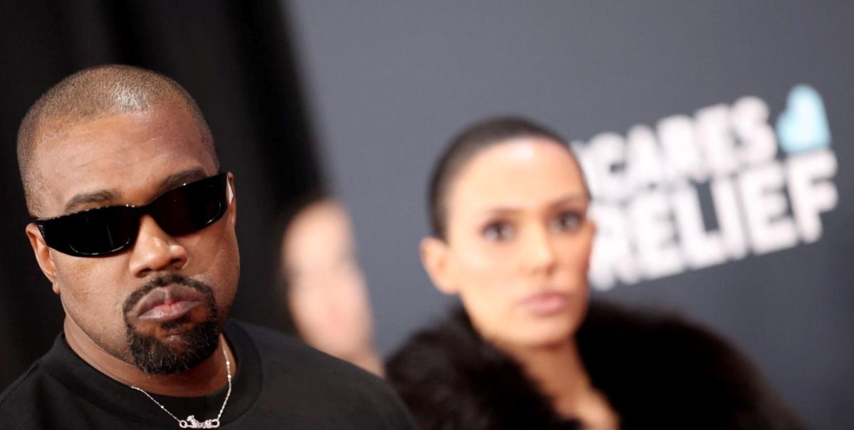 Kanye West'in Şaşırtıcı İtirafı: Eşim Bianca Censori Üzerinde Nasıl Hâkimiyet Kurduğunu Açıkladı! 4 kanye-westin-sasirtici-itirafi-esim-bianca-censori-uzerinde-nasil-h-kimiyet-kurdugunu-acikladi-Pxqpdjvi.jpg