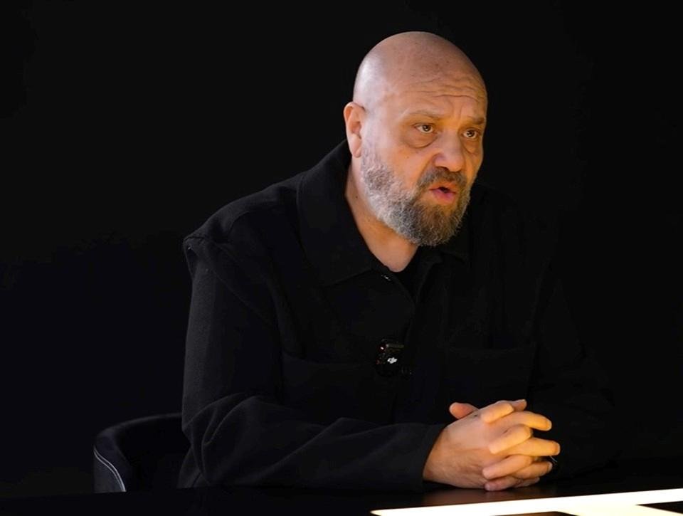 Kızılcık Şerbeti'nin Yıldızı Ahmet Mümtaz Taylan'dan Şok Açıklama: Settardan Önce Beni Aradılar! 1 Ahmet Mümtaz Taylan, Hülya Avşar'ın YouTube Kanalında