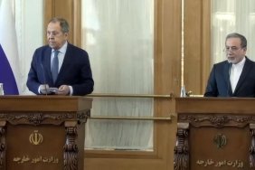 Lavrov'un Tahran Çıkarması: Ukrayna Krizinin Kök Nedenlerini Ortadan Kaldırmanın Zamanı Geldi! 4 lavrovun-tahran-cikarmasi-ukrayna-krizinin-kok-nedenlerini-ortadan-kaldirmanin-zamani-geldi-ZfRuEram.jpg