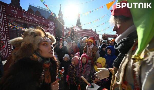 Moskova'da Maslenitsa Coşkusu: Kışın Son Düğünü Şimdi Başlıyor! 9 Moskova'da Maslenitsa Coşkusu: Kışın Son Düğünü Şimdi Başlıyor!