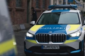 munihte-korkunc-anlar-arac-kalabaligin-icine-daldi-yaralilar-ortaya-cikti-zmQ4Bttj.jpg