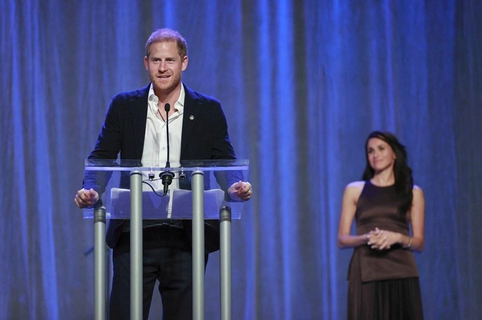 Prens Harry'nin Sınır Dışı Edilmesi: Trump'ın Açıklamaları 1 Prens Harry ve Meghan Markle'ın Amerika Macerası