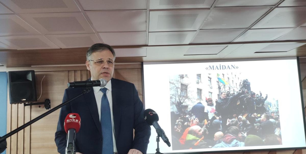 Rusya Dışişleri Bakanlığı'nın Ses Getiren Açıklaması: Miroşnik, Ukrayna'nın Masum Sivillere Yönelik Saldırılarına Dikkat Çekiyor! 2 rusya-disisleri-bakanliginin-ses-getiren-aciklamasi-mirosnik-ukraynanin-masum-sivillere-yonelik-saldirilarina-dikkat-cekiyor-gBACLg6z.jpg
