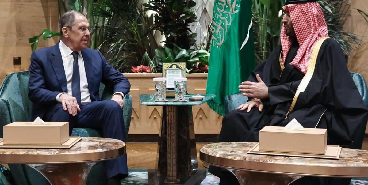 Rusya'nın Diplomasi Arenasında Şok Gelişme: Lavrov, Suudi Arabistan Veliaht Prensi ile Tarihi Zirvede Buluştu! 2 rusyanin-diplomasi-arenasinda-sok-gelisme-lavrov-suudi-arabistan-veliaht-prensi-ile-tarihi-zirvede-bulustu-e2MJ6lUy.jpg