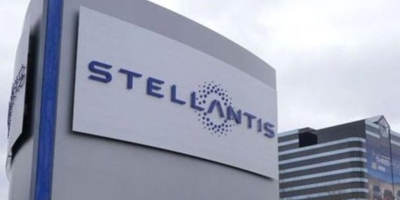 Stellantis’te Devrim Niteliğinde Sadeleşme: Organizasyon Yapısında Büyük Dönüşüm!