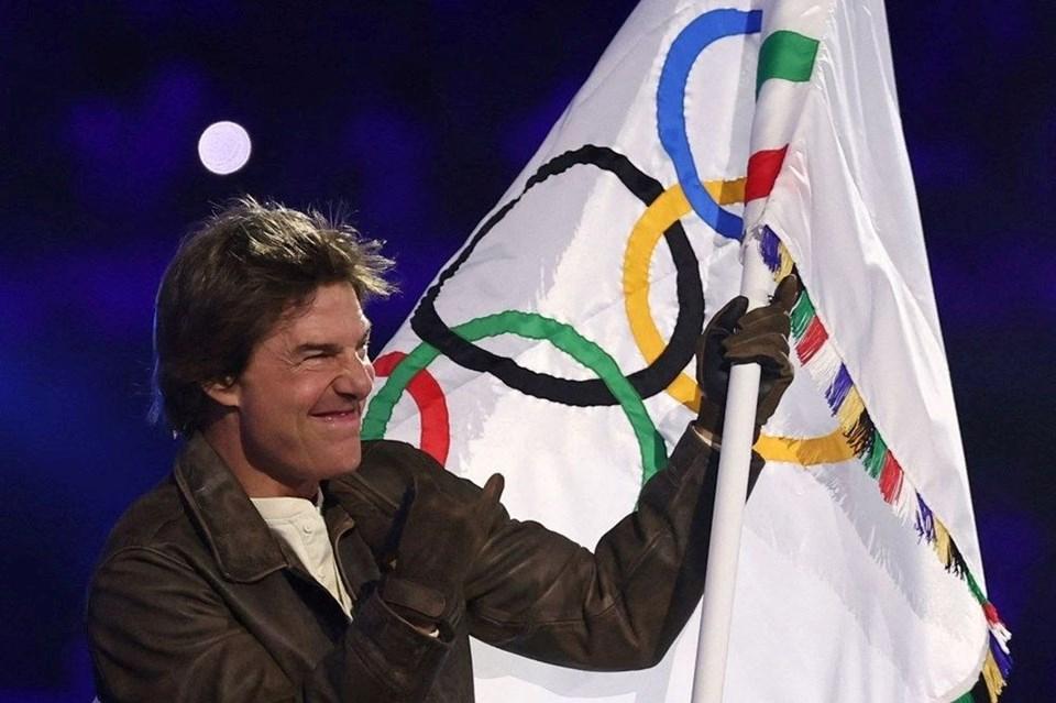 Super Bowl'da Brad Pitt ve Tom Cruise'un Şaşırtan Sürprizi: İzlemeye Hazır Mükemmel Anlar! 1 Milyon Dolar Reklamlar: Super Bowl'un Ekonomik Etkisi