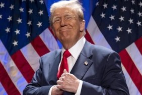 trumptan-sok-aciklama-otomobil-ilac-ve-ciplere-yuzde-25-tarife-geliyor-ZTIJSLL4.jpg