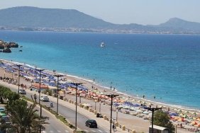 Turizm Cennetinde Şok Gelişme: Plajda Çıplaklık Zorunlu, Bikini ve Mayo Tarih Oldu! 9 turizm-cennetinde-sok-gelisme-plajda-ciplaklik-zorunlu-bikini-ve-mayo-tarih-oldu-HkA5mXl9.jpg