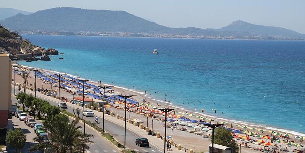 Turizm Cennetinde Şok Gelişme: Plajda Çıplaklık Zorunlu, Bikini ve Mayo Tarih Oldu! 2 turizm-cennetinde-sok-gelisme-plajda-ciplaklik-zorunlu-bikini-ve-mayo-tarih-oldu-HkA5mXl9.jpg
