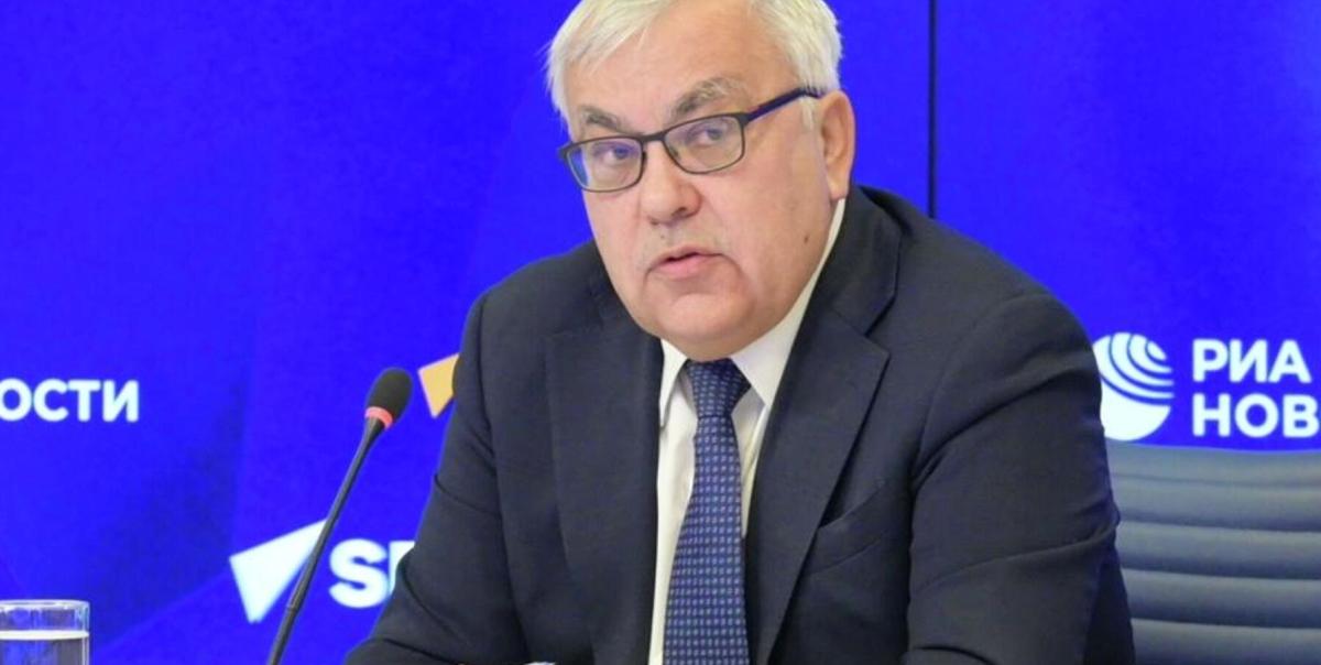 Verşinin, BM Genel Sekreteri'nin Elçisiyle Suriye'deki Kaosu Masaya Yatırdı: Krizin Derinliklerine Yolculuk! 2 versinin-bm-genel-sekreterinin-elcisiyle-suriyedeki-kaosu-masaya-yatirdi-krizin-derinliklerine-yolculuk-delPrsbw.jpg