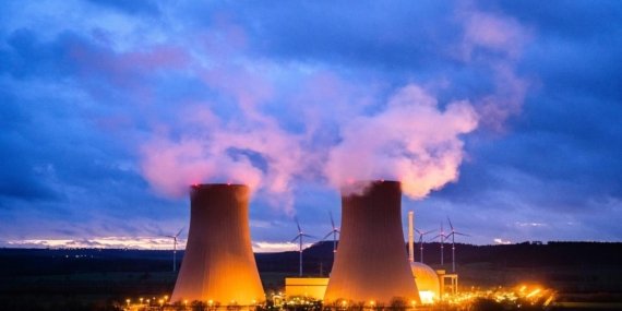 Yapay Zeka ve Veri Merkezlerinin Artan Enerji Talebi Nükleer Yatırımları Hızlandırıyor