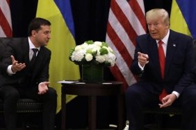 Zelenskiy, Trump ile Ukrayna Krizinin Çözümünde Tarihi Bir Adım Attı! 1 zelenskiy-trump-ile-ukrayna-krizinin-cozumunde-tarihi-bir-adim-atti-SfnNNvCz.jpg