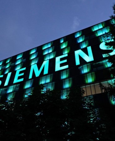 Siemens, Avrupa’nın Patent Lideri Oldu: Günde 24 Buluş, Yapay Zekâda Zirve 9 1743147200_Siemens_Campus_Zug_134_original-scaled