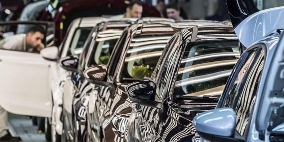 AB’de Yeni Otomobil Satışlarında Düşüş: Pazar Analizi ve Gelecek Beklentileri
