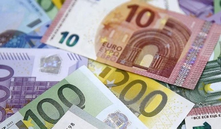 AB'nin Dış Ticaretinde Şok Açık: 5,4 Milyar Euro Zarar! 1 abnin-dis-ticaretinde-sok-acik-54-milyar-euro-zarar-INWEIGbE.jpg
