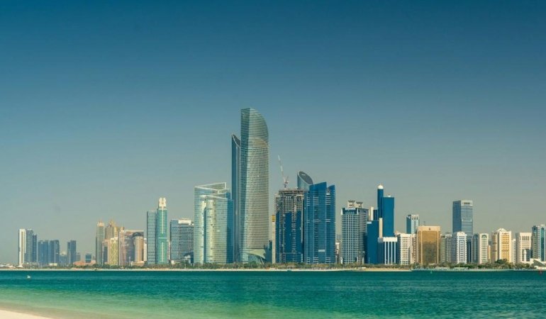 abu-dhabi-global-market-ve-chainlink-tokenlastirilmis-varliklar-icin-guvenli-altyapi-gelistirecek-R15DrkHu.jpg