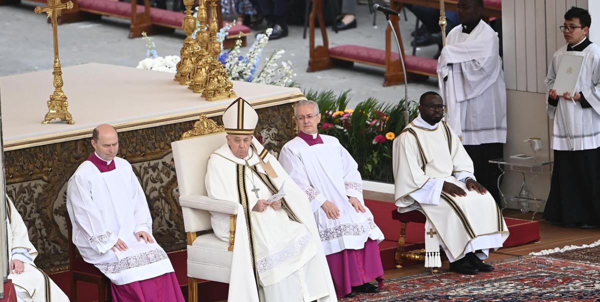 Ağır Hasta Francis'in Yerine Geçecek İsimler Belli Oldu: Trump, Amerikalı Papa Arıyor! 2 agir-hasta-francisin-yerine-gececek-isimler-belli-oldu-trump-amerikali-papa-ariyor-bNFW7Zgr.jpg
