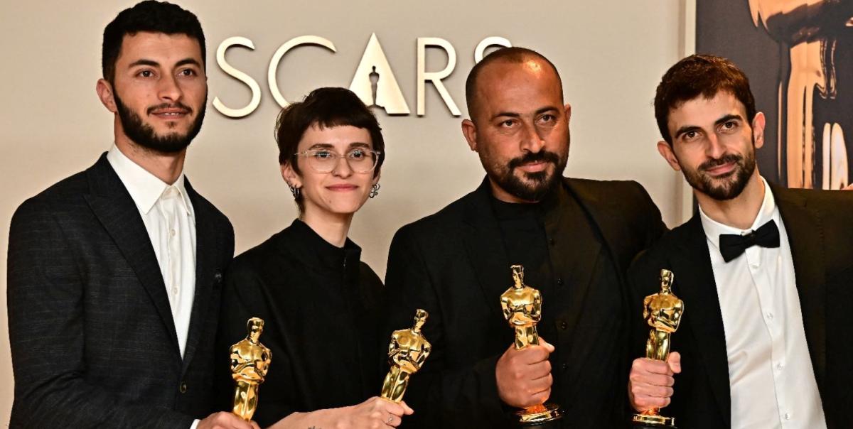 Akademi'nin Filistinli Oscar Ödüllü Yönetmene Yıldırım Hızında Özrü: Arkasında Yatan Gerçekler! 3 akademinin-filistinli-oscar-odullu-yonetmene-yildirim-hizinda-ozru-arkasinda-yatan-gercekler-J38DF4b4.jpg