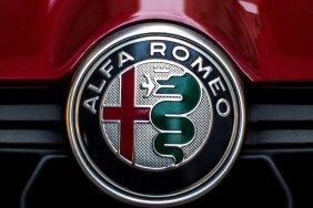 Alfa Romeo’dan Mart Ayına Özel Finansman Kampanyası! 200 Bin TL’ye Varan İndirim ve Düşük Faizli Kredi 3 alfa-romeodan-mart-ayina-ozel-finansman-kampanyasi-200-bin-tlye-varan-indirim-ve-dusuk-5x7s81sD.jpg