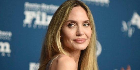 Angelina Jolie, Oğluna Evinin Anahtarını Verdi! Kamboçya’ya Taşınma Hayali Gerçek Oluyor!