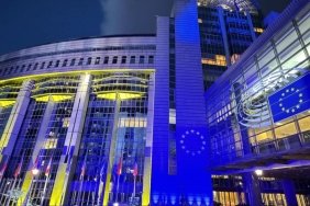 AP Milletvekili: Ukrayna'da Barışın Anahtarı Sadece Rusya'nın Elinde! 2 ap-milletvekili-ukraynada-barisin-anahtari-sadece-rusyanin-elinde-gezSaagp.jpg
