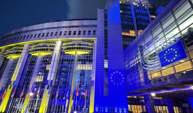 AP Milletvekili: Ukrayna'da Barışın Anahtarı Sadece Rusya'nın Elinde! 1 ap-milletvekili-ukraynada-barisin-anahtari-sadece-rusyanin-elinde-gezSaagp.jpg