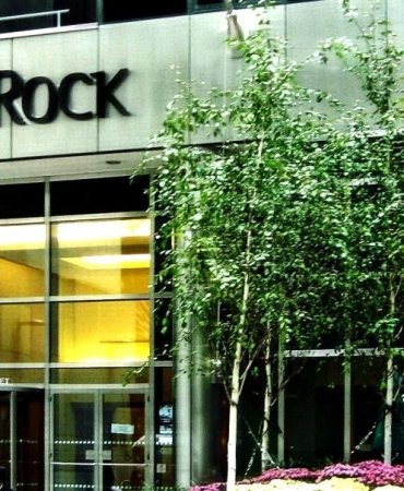 blackrocktan-avrupa-hamlesi-bitcoin-etpsi-piyasaya-suruluyor-jQSWyj3O.jpg