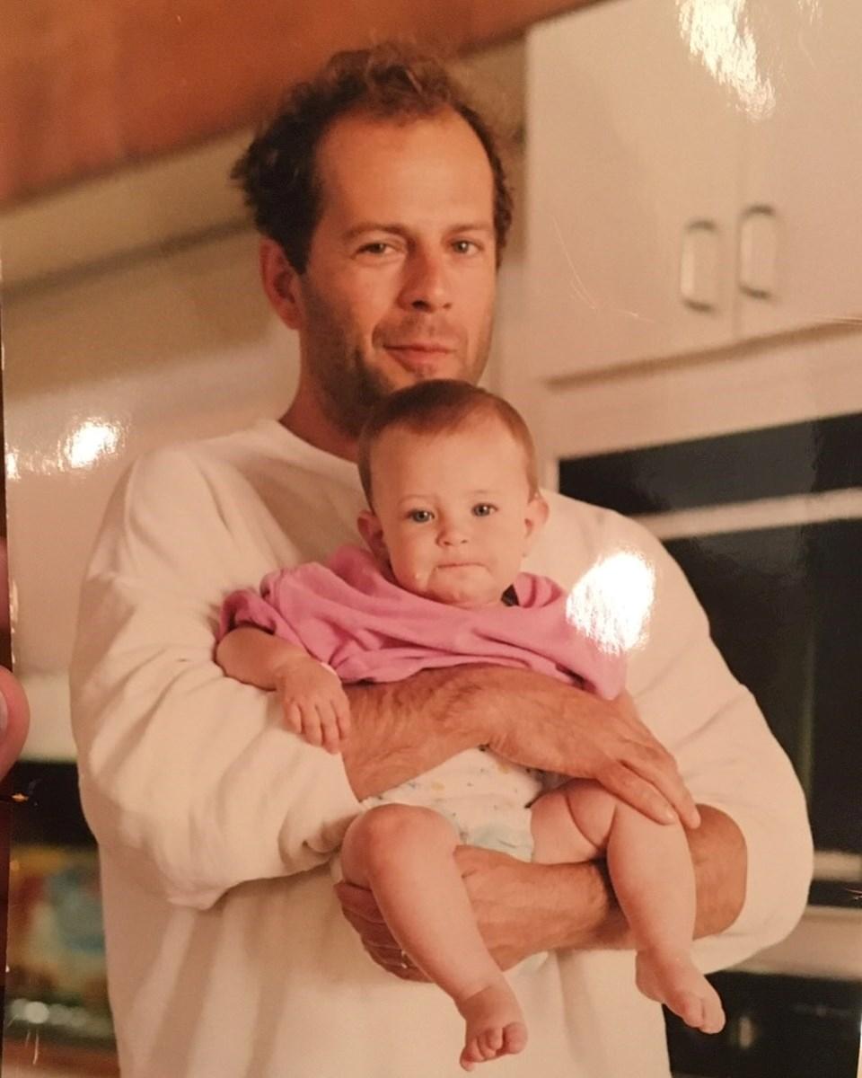 Bruce Willis 70 Yaşında: Asla Sönmeyecek Bir Işık! 1 Bruce Willis'in Sağlık Durumu ve Doğum Günü Kutlaması