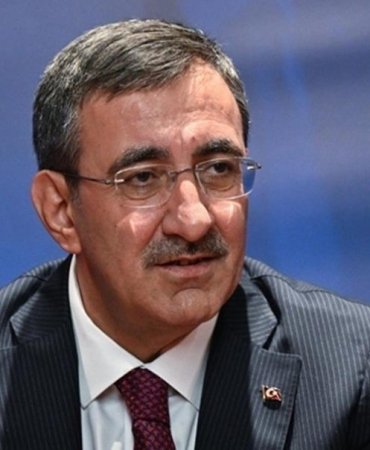 Cevdet Yılmaz’dan Ekonomi Mesajı: “Temellerimiz Sağlam, Dalgalanmalar Geçici” 9 cevdet-yilmazdan-ekonomi-mesaji-temellerimiz-saglam-dalgalanmalar-gecici-9Q1Jckip.jpg