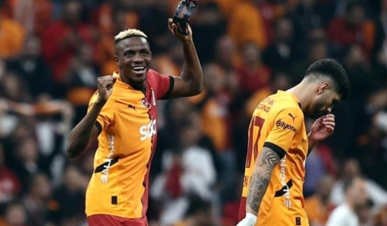 Chelsea'nin Radarındaki Osimhen'e Övgü: “Gol Atma İçgüdüsüyle Fark Yaratır” 6 chelseanin-radarindaki-osimhene-ovgu-gol-atma-icgudusuyle-fark-yaratir-JPyF9Q4I.jpg
