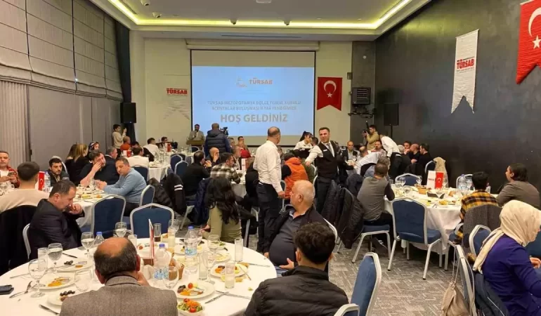 diyarbakirda-turizmciler-iftarda-bulustu-hedef-3-milyon-turist-sIh4WKPq.jpg