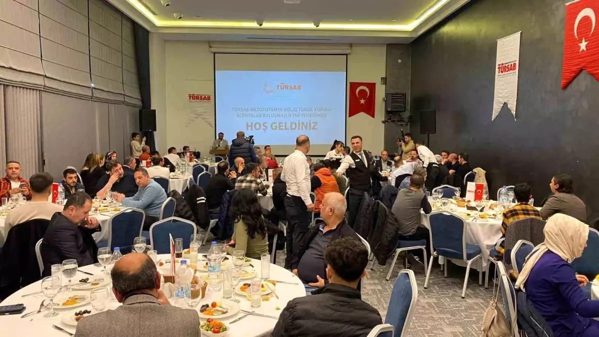 Diyarbakır’da Turizmciler İftarda Buluştu: Hedef 3 Milyon Turist! 2 diyarbakirda-turizmciler-iftarda-bulustu-hedef-3-milyon-turist-sIh4WKPq.jpg