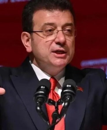 Ekrem İmamoğlu tutuklandı, CHP'den ilk tepki: "Bu karar halkın vicdanında yok hükmündedir" 5 ekrem-imamoglu-tutuklandi-chpden-ilk-tepki-bu-karar-halkin-vicdaninda-yok-hukmundedir-GAMiaS49.jpg