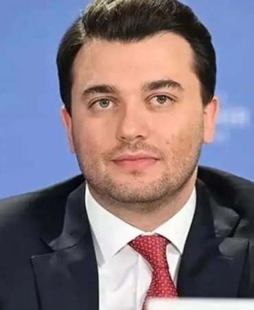 Ekrem İmamoğlu'nun Avukatı Mehmet Pehlivan Gözaltına Alındı, Adli Kontrolle Serbest Bırakıldı 2 ekrem-imamoglunun-avukati-mehmet-pehlivan-gozaltina-alindi-adli-kontrolle-serbest-birakildi-m1UgROgy.jpg