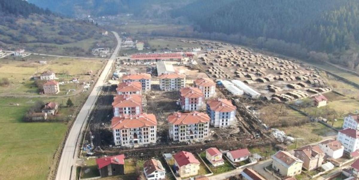 Emlak Konut'un Şok Kampanyası: Başvuru Süresi Uzatıldı, Fırsatları Kaçırmayın! 2 emlak-konutun-sok-kampanyasi-basvuru-suresi-uzatildi-firsatlari-kacirmayin-zhWUfxeg.jpg
