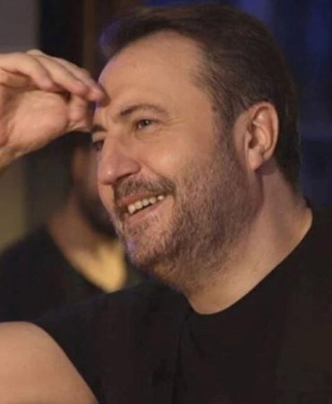 Ercan Saatçi: Hayatı, Yaşı ve Özgeçmişi Hakkında Her Şey 5 ercan-saatci-hayati-yasi-ve-ozgecmisi-hakkinda-her-sey-kru5CLgN.jpg