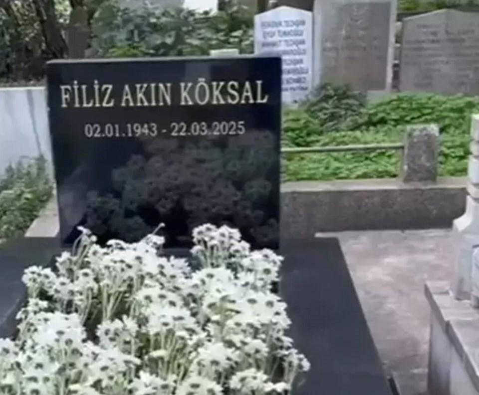 Filiz Akın'ın Sessiz Veda: Yeni Mezar Taşıyla Anıldı 1 Yeşilçam Yıldızı Filiz Akın Hayatını Kaybetti