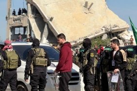 Gazze Şeridi'nde Barış Umutları Yeniden Alevleniyor: Esirler İçin 60 Günlük Ateşkes Müzakereleri Başladı! 14 gazze-seridinde-baris-umutlari-yeniden-alevleniyor-esirler-icin-60-gunluk-ateskes-muzakereleri-basladi-sTQhtRZC.jpg