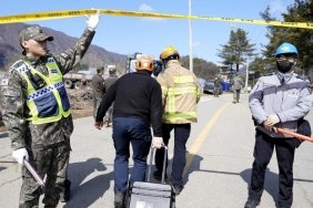 Güney Kore'de Savaş Uçağının Sivil Alanlara Yaptığı Bombalı Saldırı: 7 Yaralı, Ülke Sarsıldı! 7 guney-korede-savas-ucaginin-sivil-alanlara-yaptigi-bombali-saldiri-7-yarali-ulke-sarsildi-IiIrYhc2.jpg